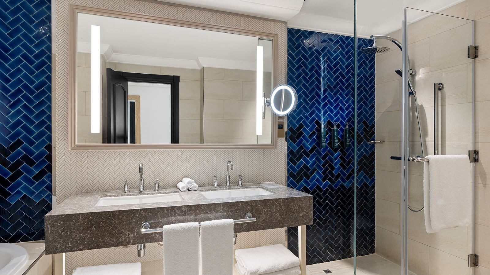 rooms-two-bedroom-premium-villa-beach-access-private-pool