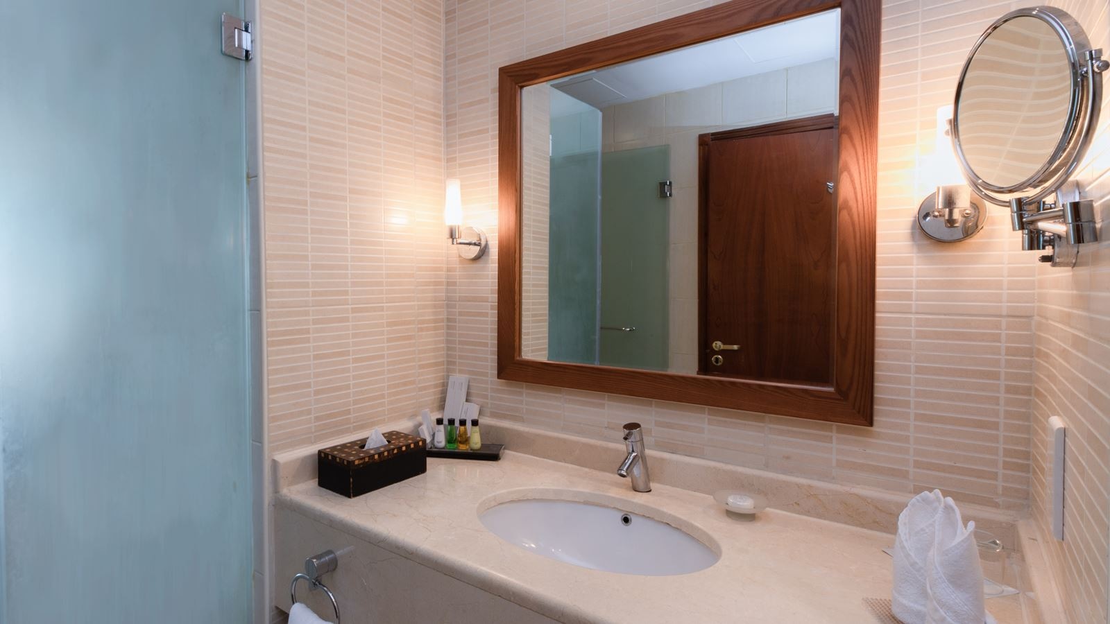 rooms-standard-sea-view-room-with-private-balcony