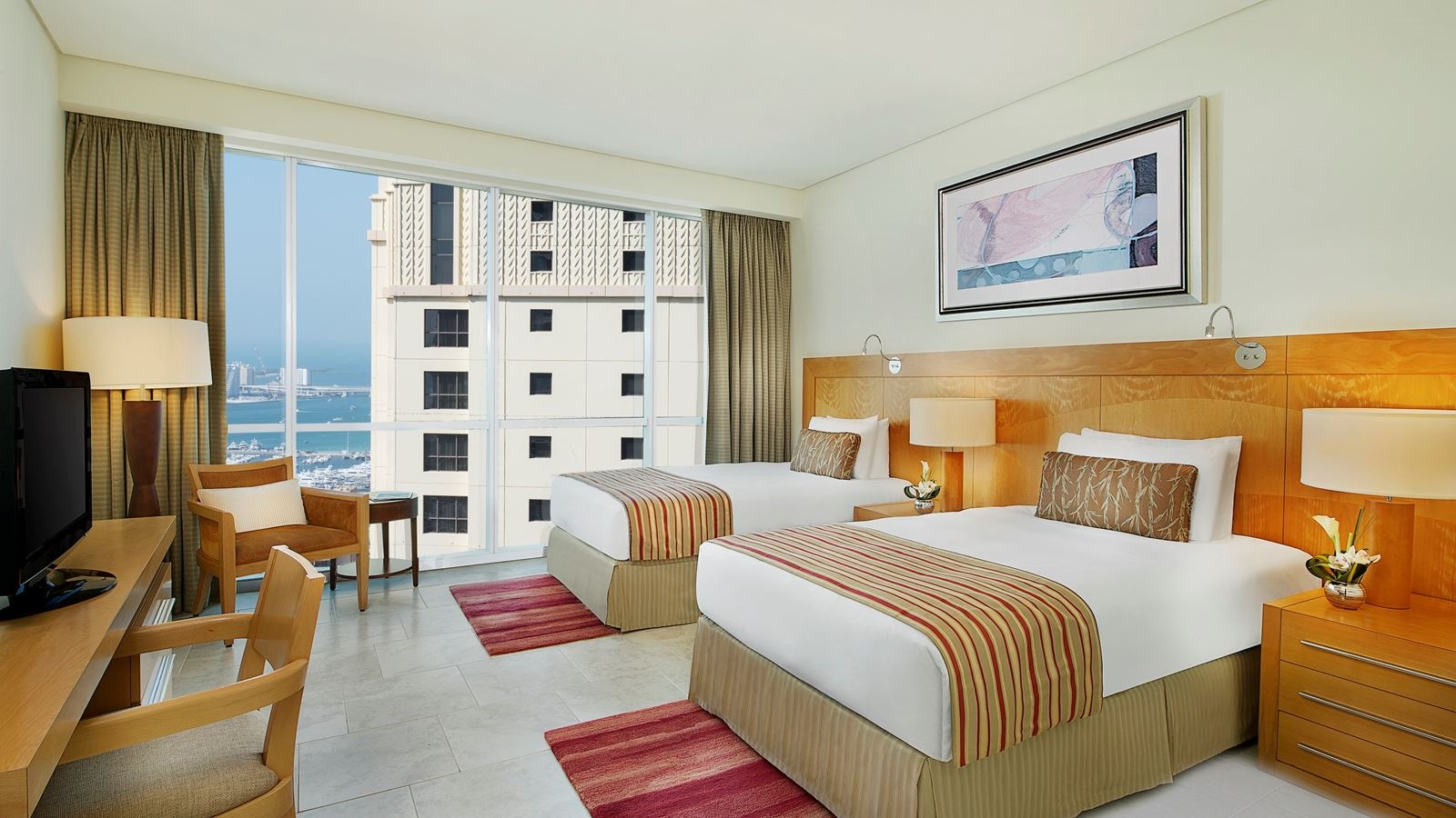 rooms-3-bedroom-deluxe-apartment