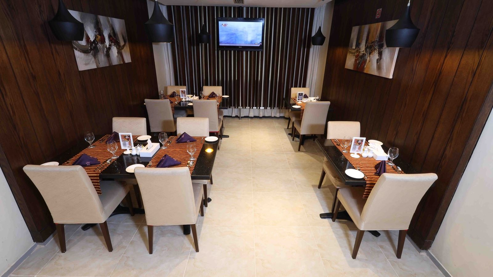 restaurants-main-restaurant