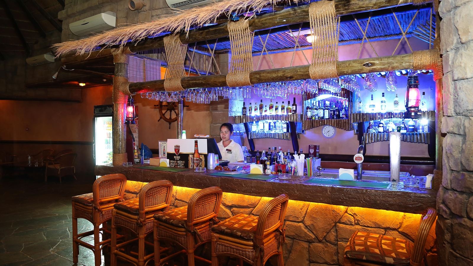 restaurants-amouage-restaurant