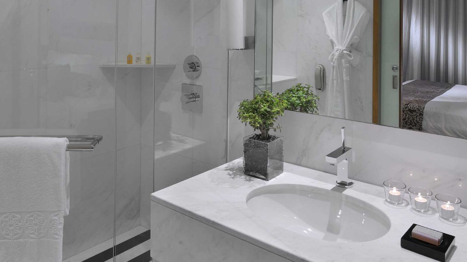 rooms-two-bedroom-residence