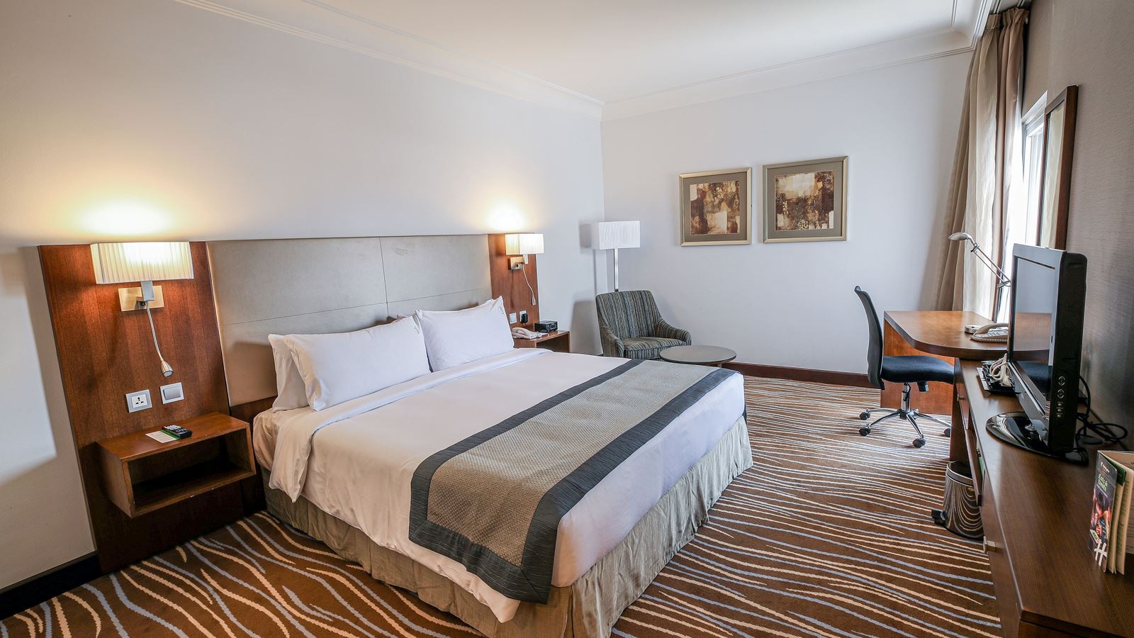 rooms-executive-suite
