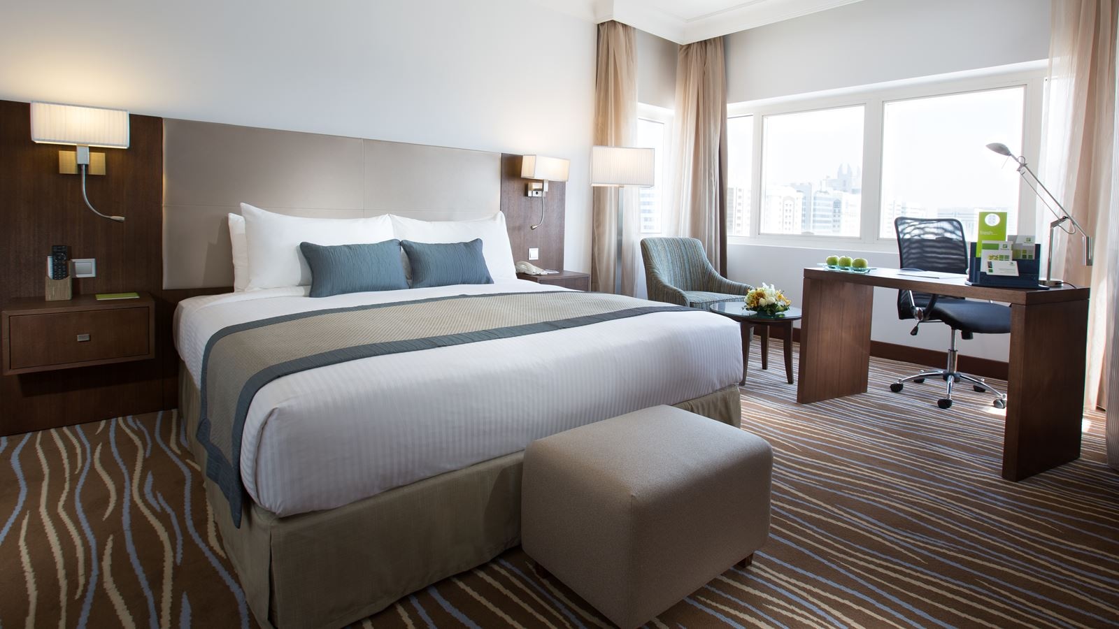 rooms-executive-suite