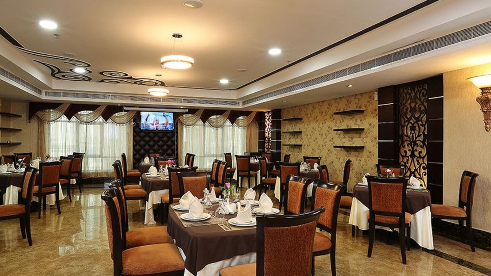 restaurants-main-restaurant