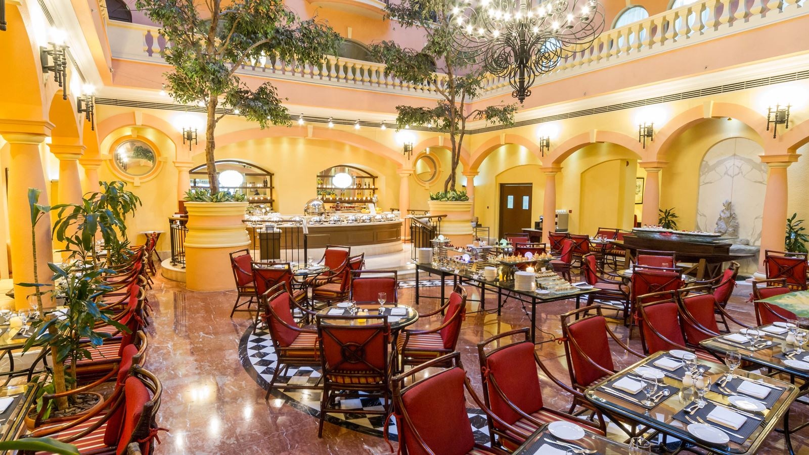 restaurants-the-terrace-all-day-dining-restaurant-serving-international-buffet