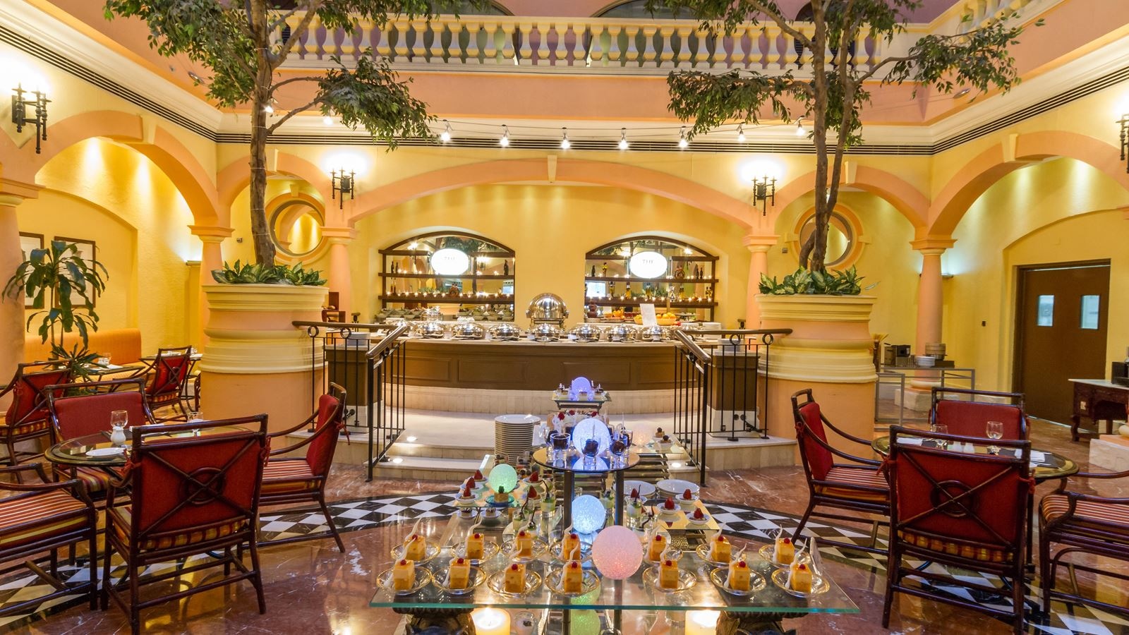 restaurants-the-terrace-all-day-dining-restaurant-serving-international-buffet