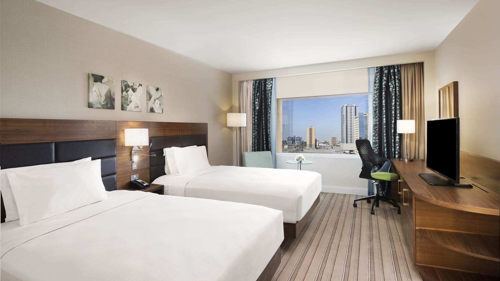 rooms-guest-room-queen