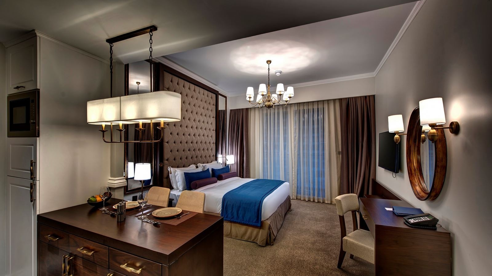 rooms-superior-studio-city-view-or-partial-sea-view