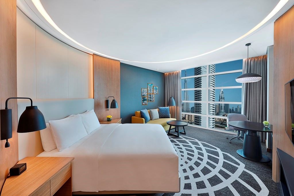 rooms-king-guest-room--burj-khalifa-view