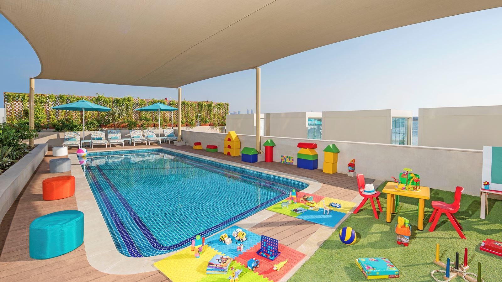 pools-outdoor-childrens-pool