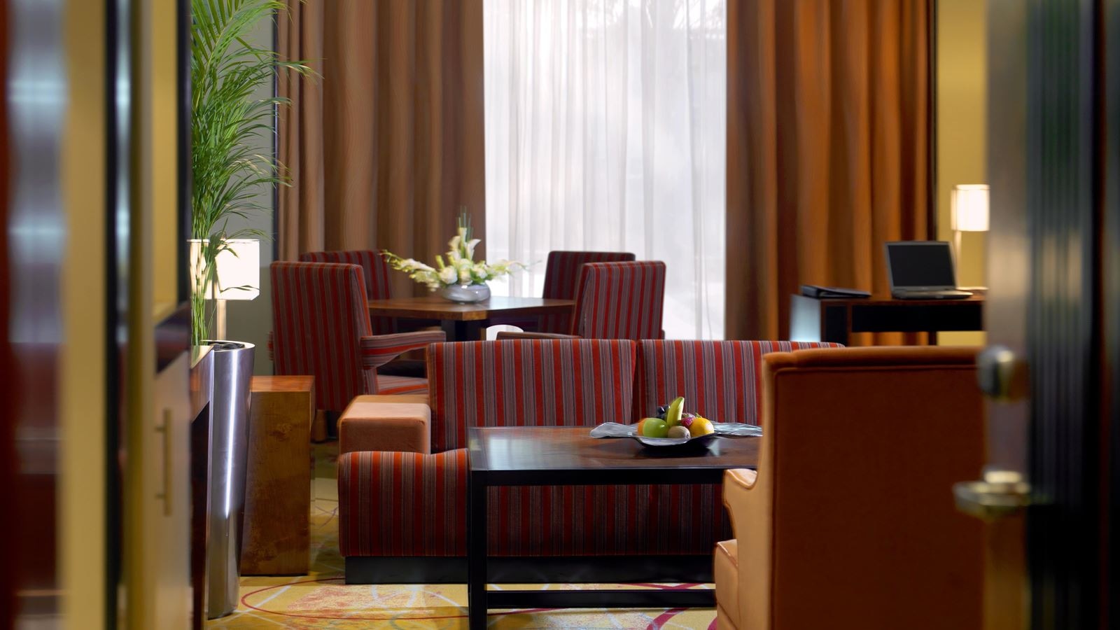 rooms-executive-suite