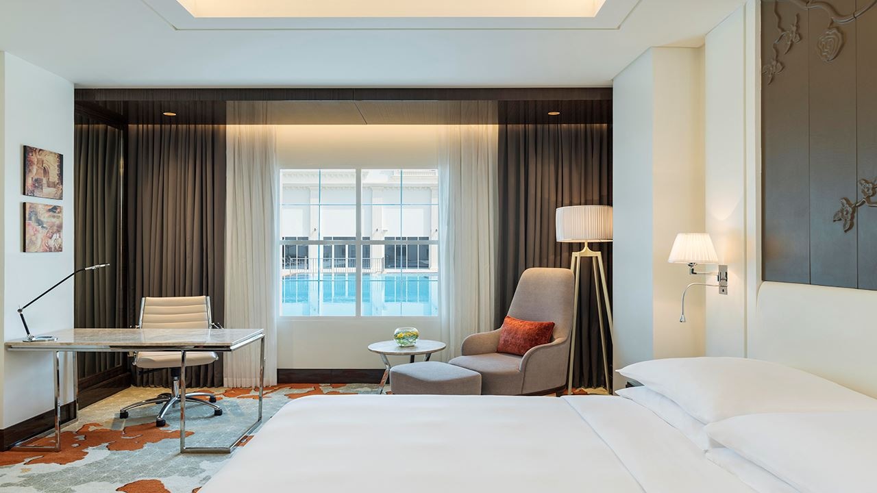 rooms-executive-room