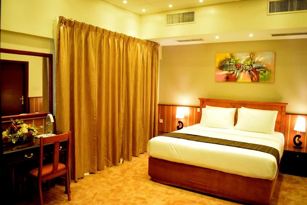 rooms-executive-suite-room