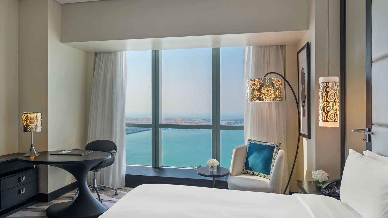 rooms-luxury-room-twin