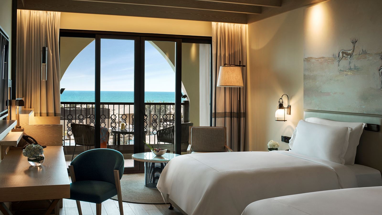 rooms-sea-view-room-with-balcony