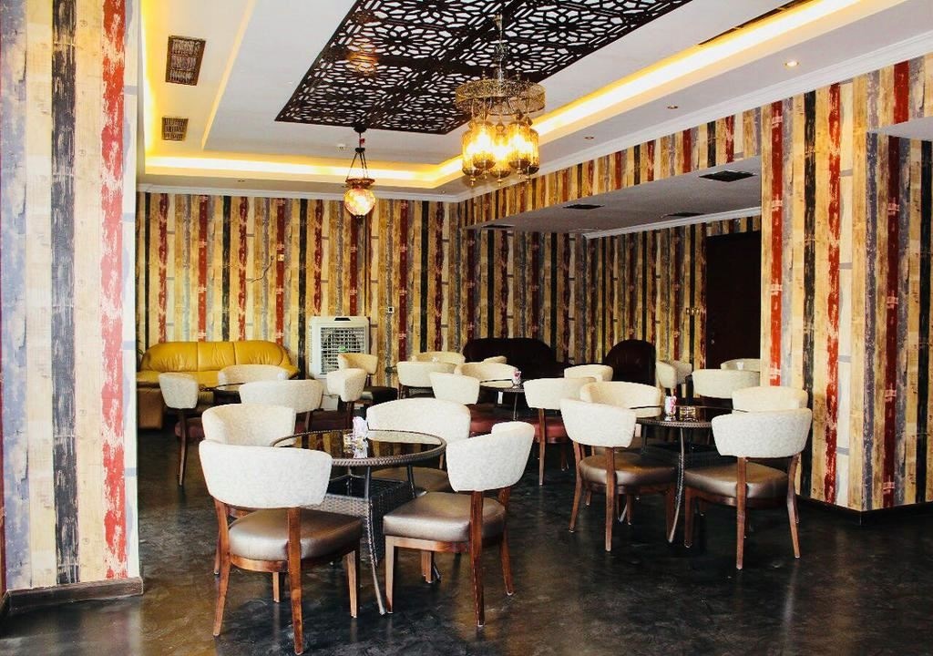 restaurants-zajal-cafe-one-to-one