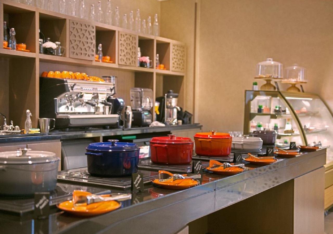 restaurants-la-mode-cafe-and-restaurant