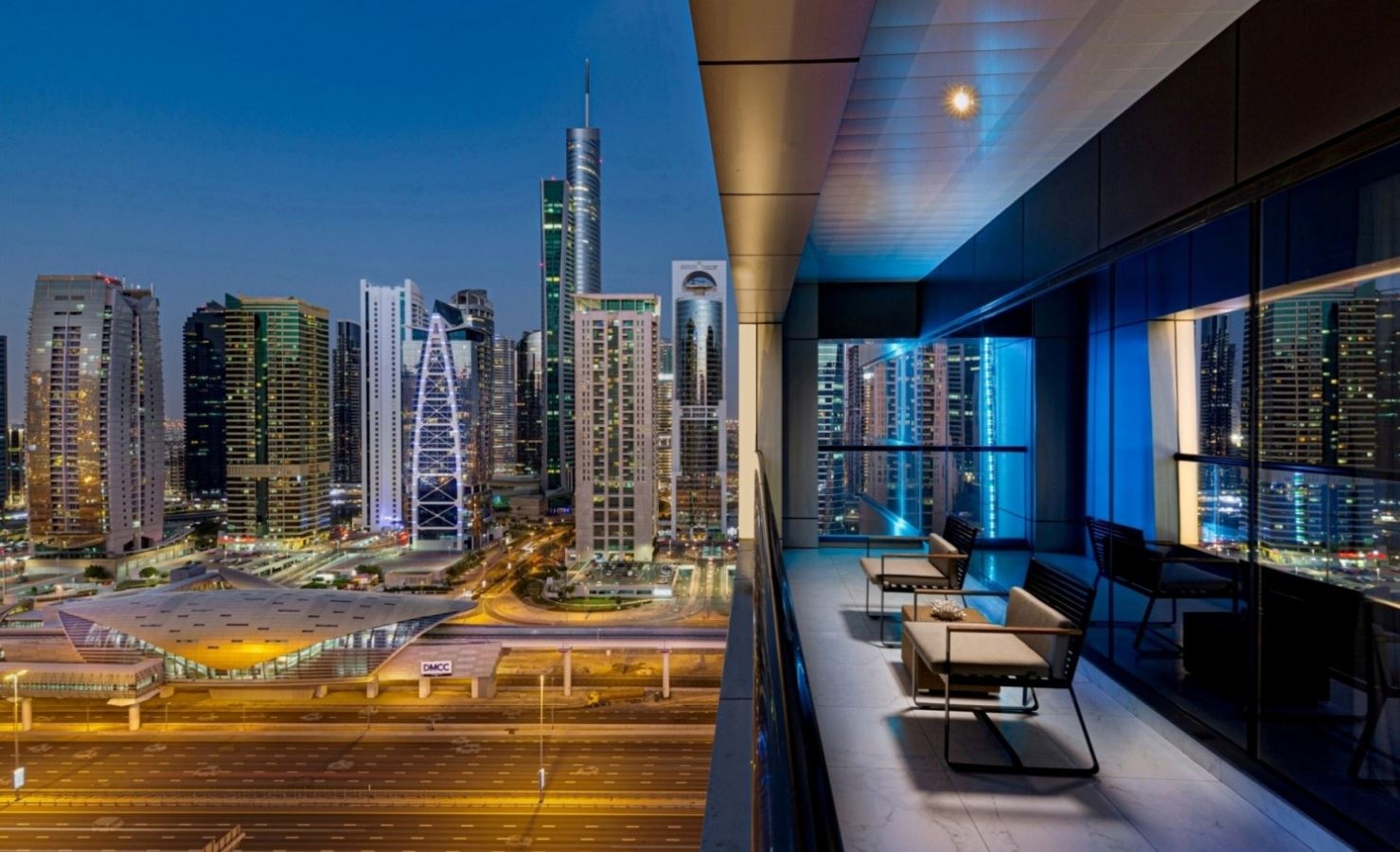 rooms-deluxe-room-with-balcony