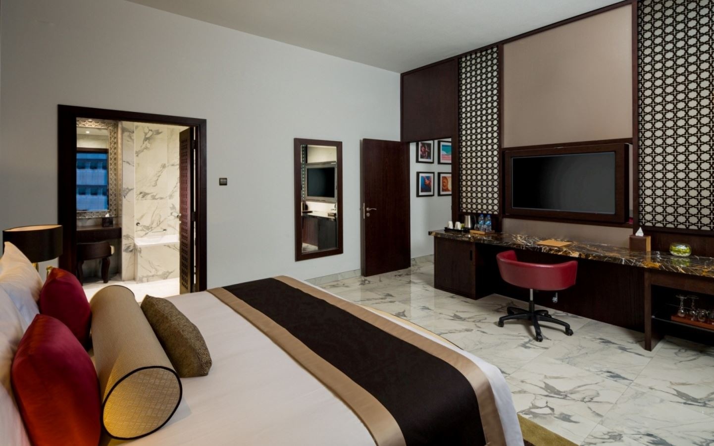 rooms-executive-suite