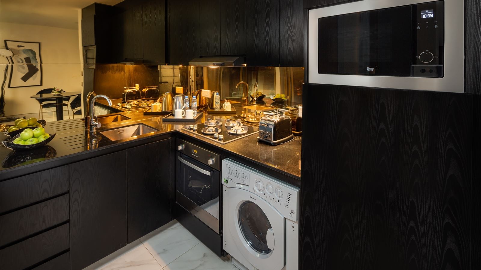 rooms-executive-studio