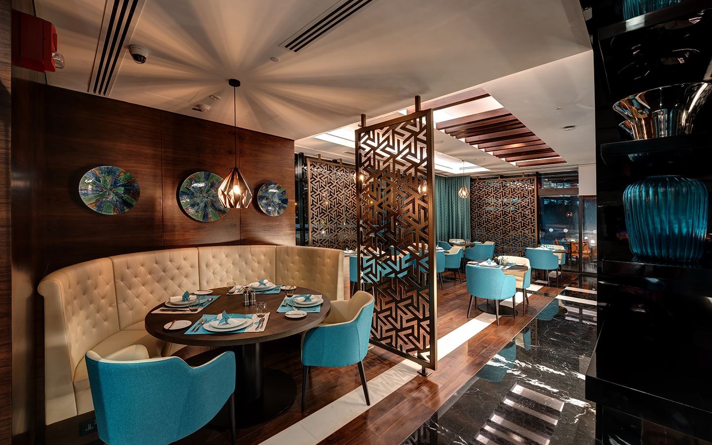 restaurants-restaurants