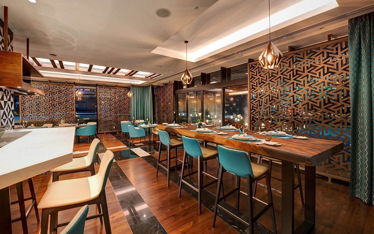 restaurants-restaurants