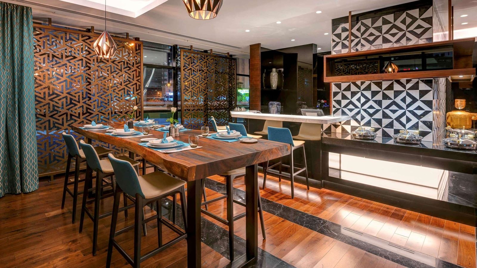 restaurants-restaurants