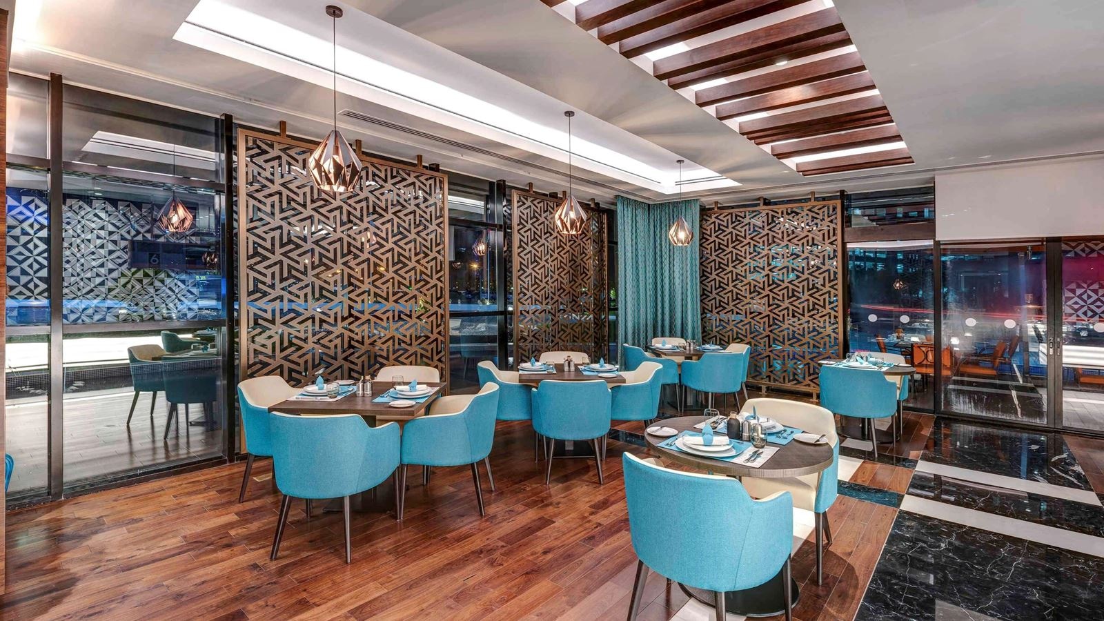 restaurants-restaurants