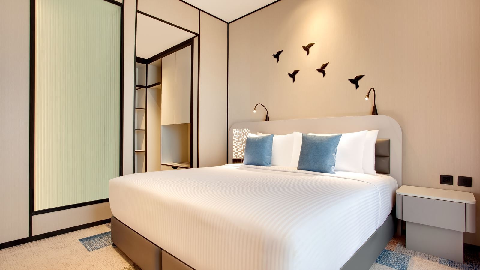 rooms-one-bedroom-suite