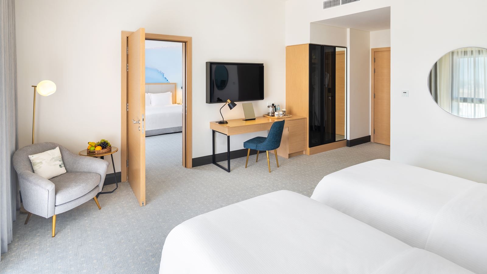 rooms-family-deluxe-room-ocean-view