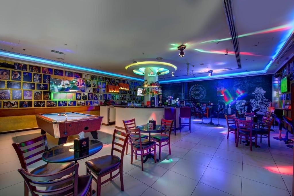 bars-oro-restaurant-and-lounge