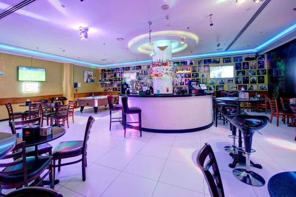 bars-oro-restaurant-and-lounge