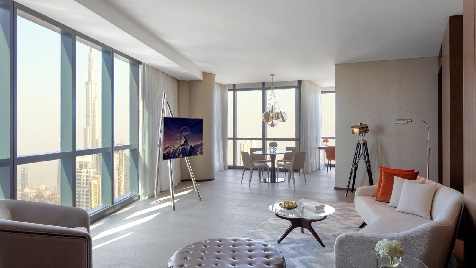 rooms-paramount-suite