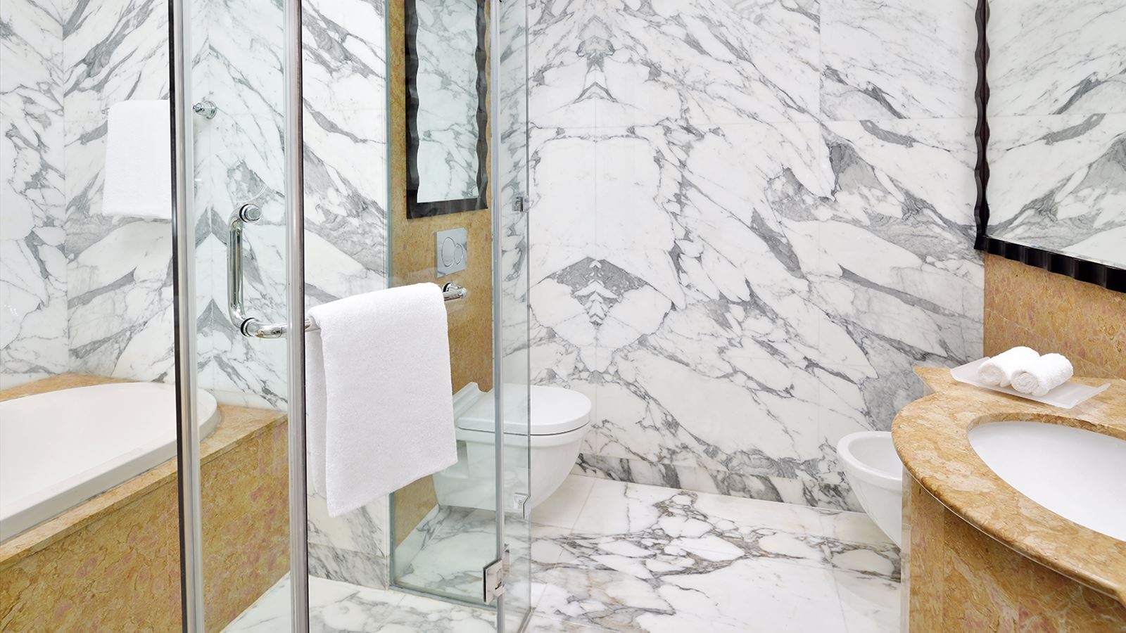 rooms-executive-suite