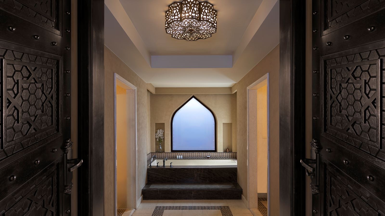 rooms-royal-pavilion-pool-villa