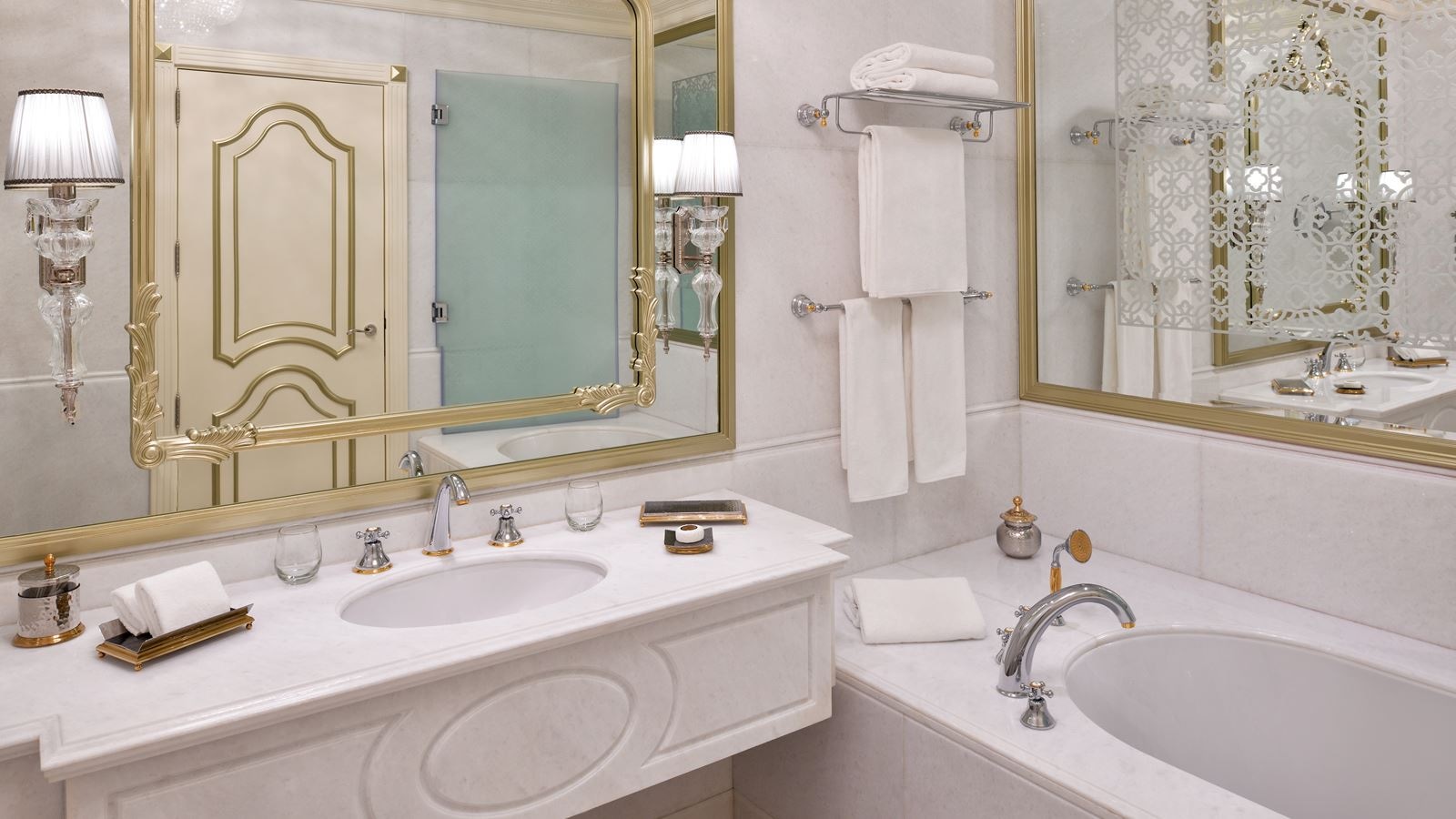 rooms-raffles-club-palm