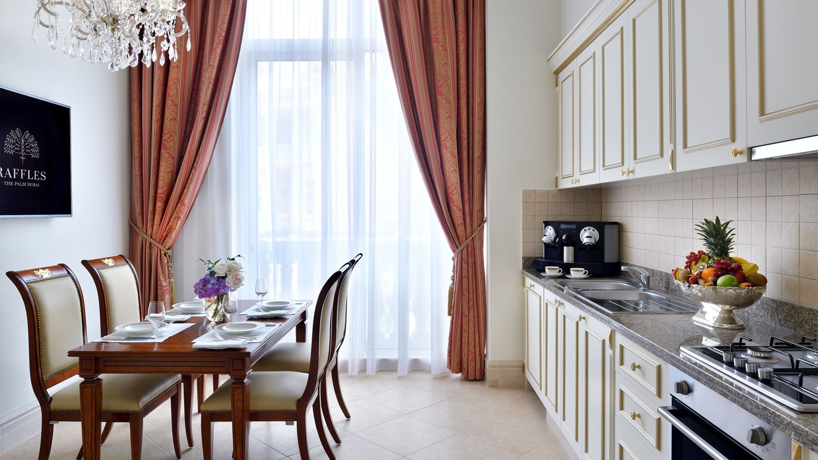 rooms-raffles-royal-villa