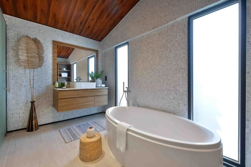 rooms-ocean-view-room