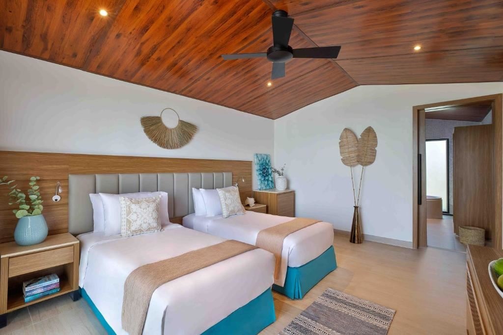 rooms-ocean-view-room