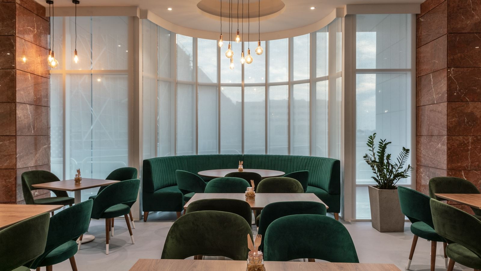 restaurants-restaurants