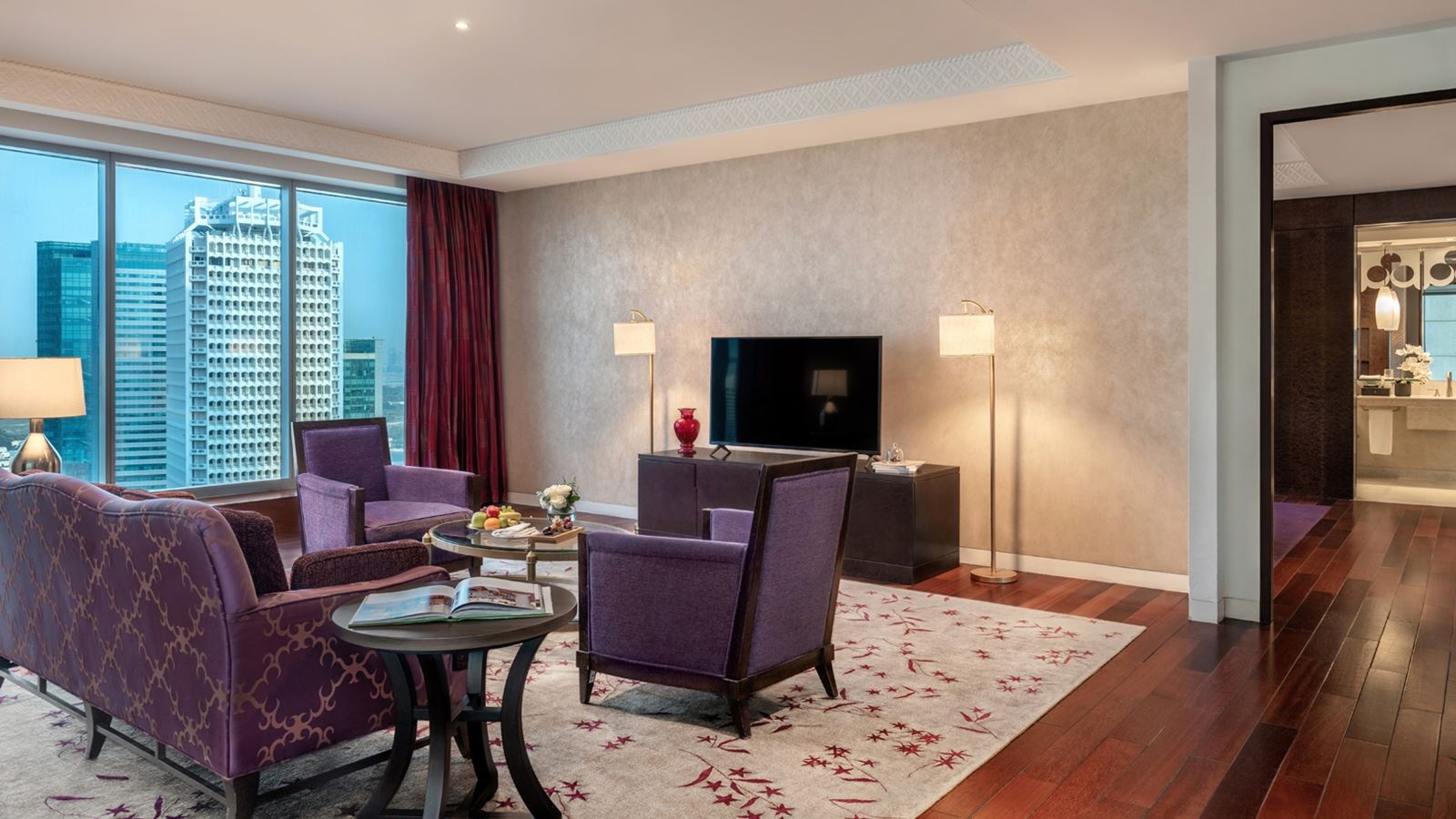 rooms-diplomatic-suite