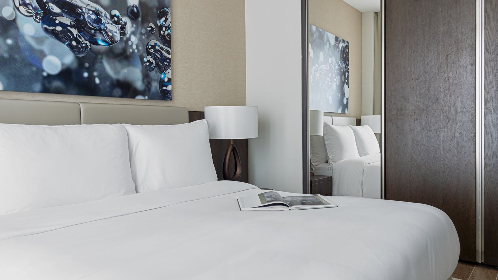 rooms-executive-studio