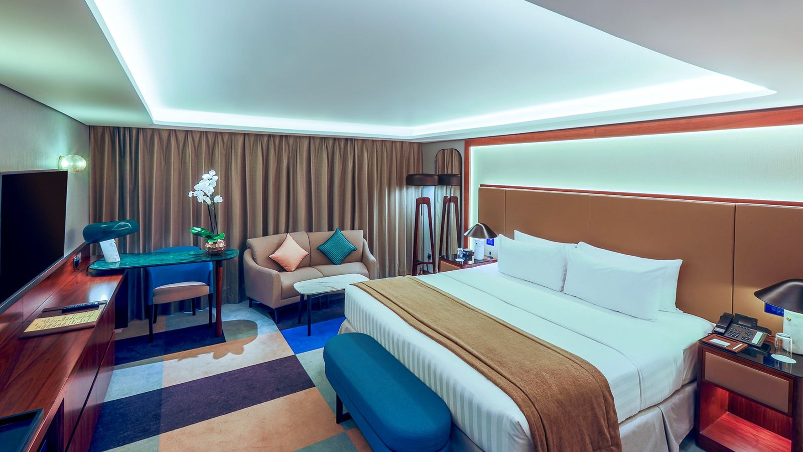 rooms-captains-room-with-balcony