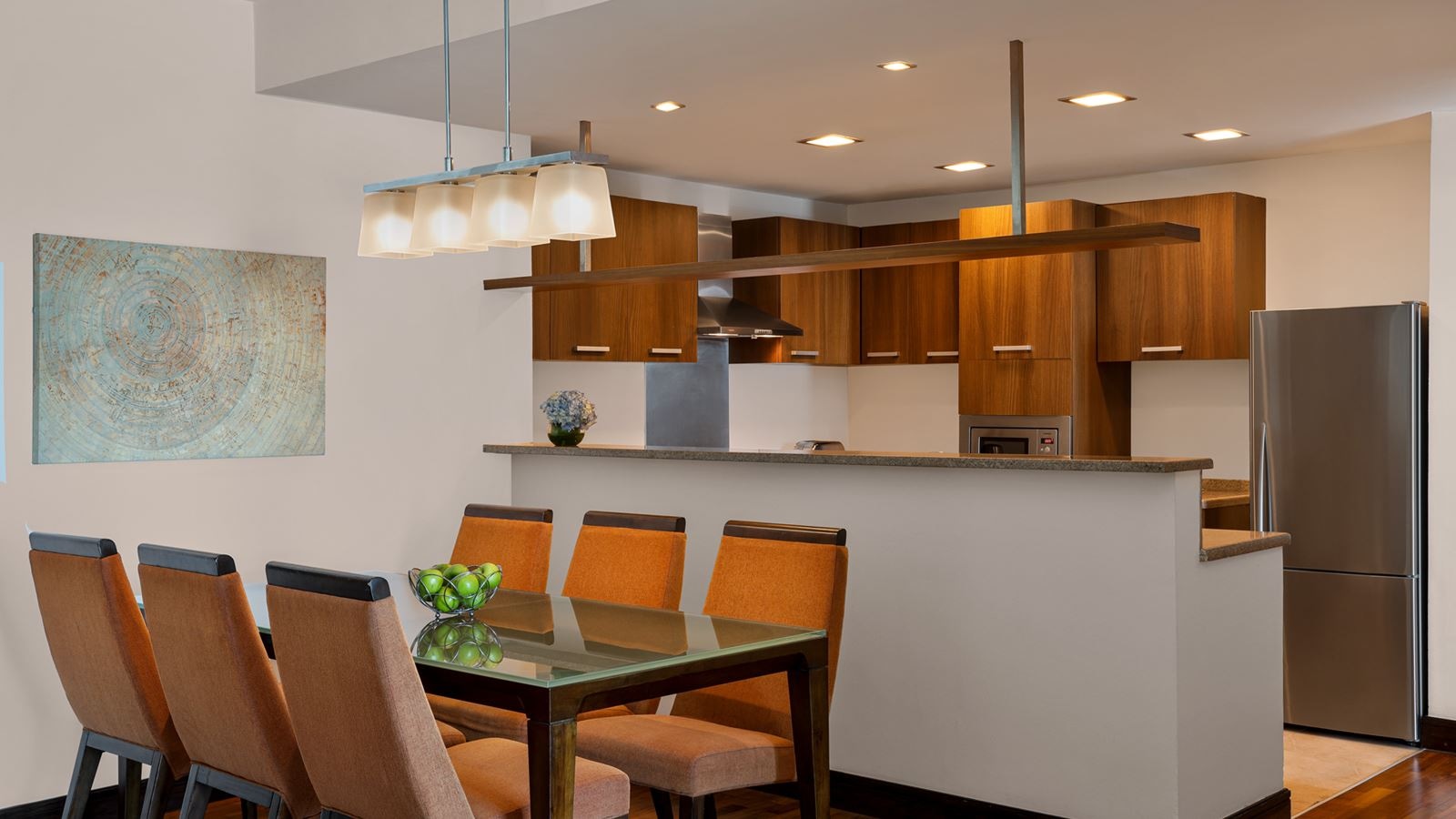 rooms-deluxe-two-bedroom-apartment