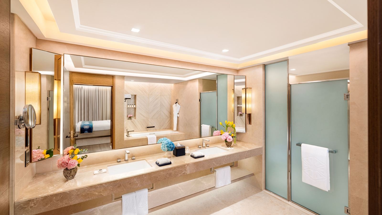 rooms-exotica-suite-sea-view-with-open-jacuzzi