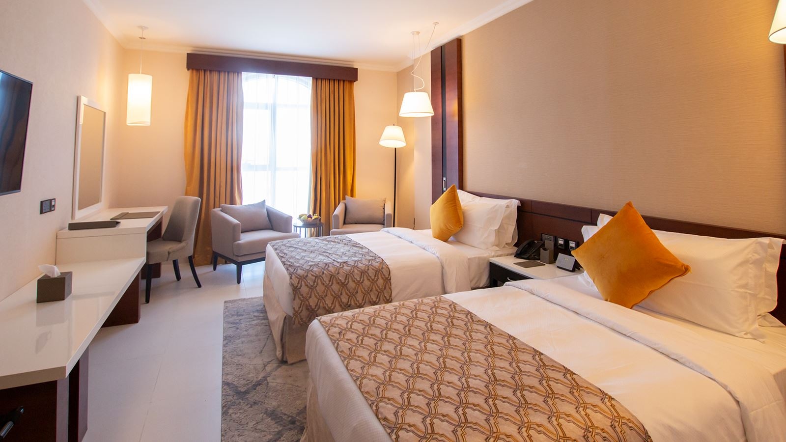 rooms-deluxe-room-kingtwin