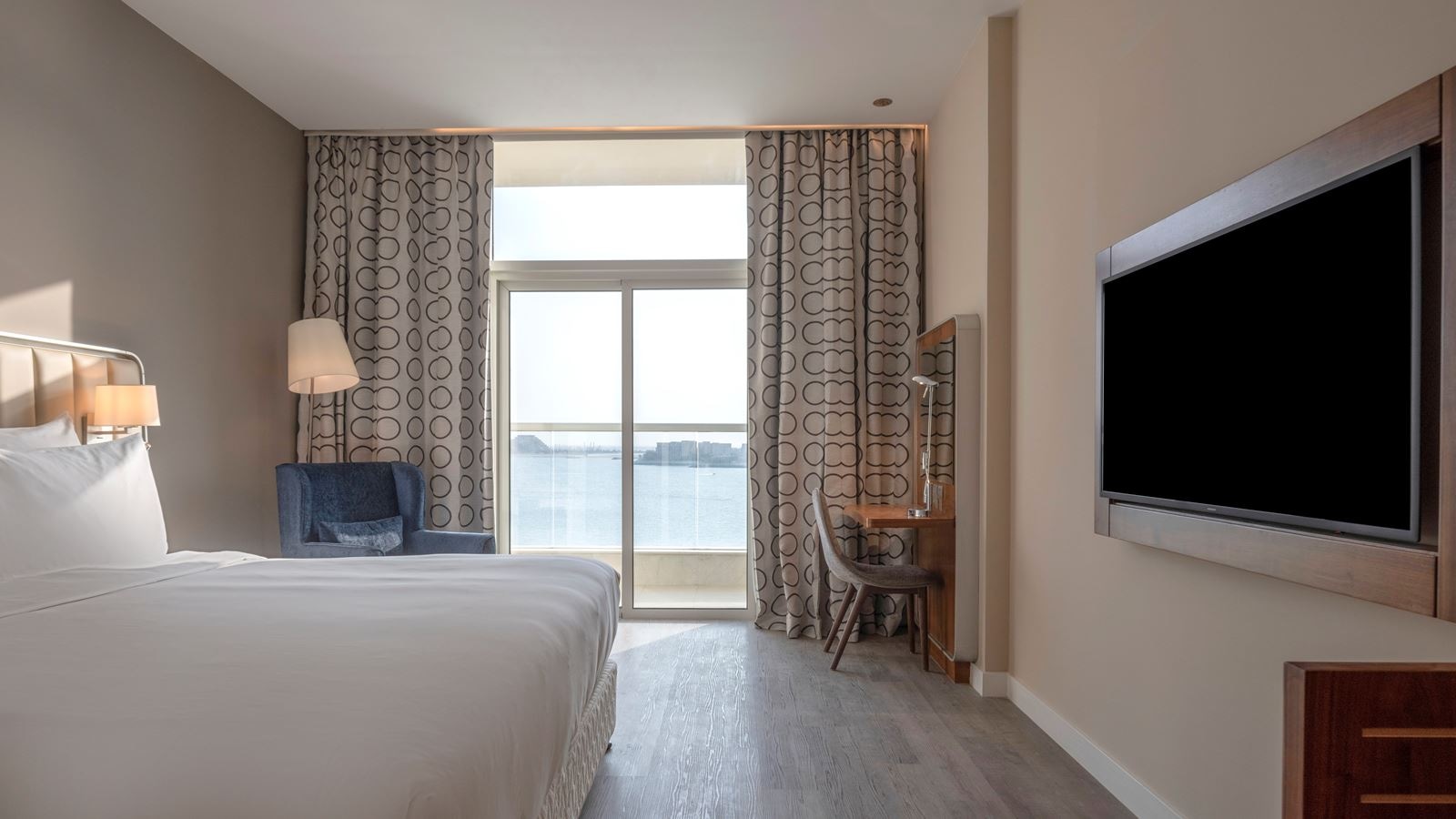 rooms-standard-room-with-balcony-sea-view