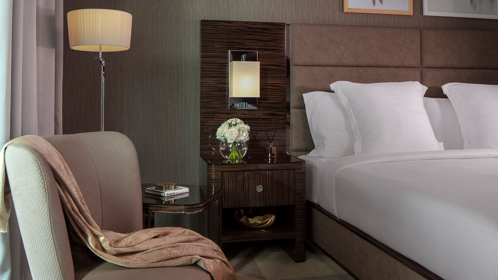 rooms-standard-room-hyde-out