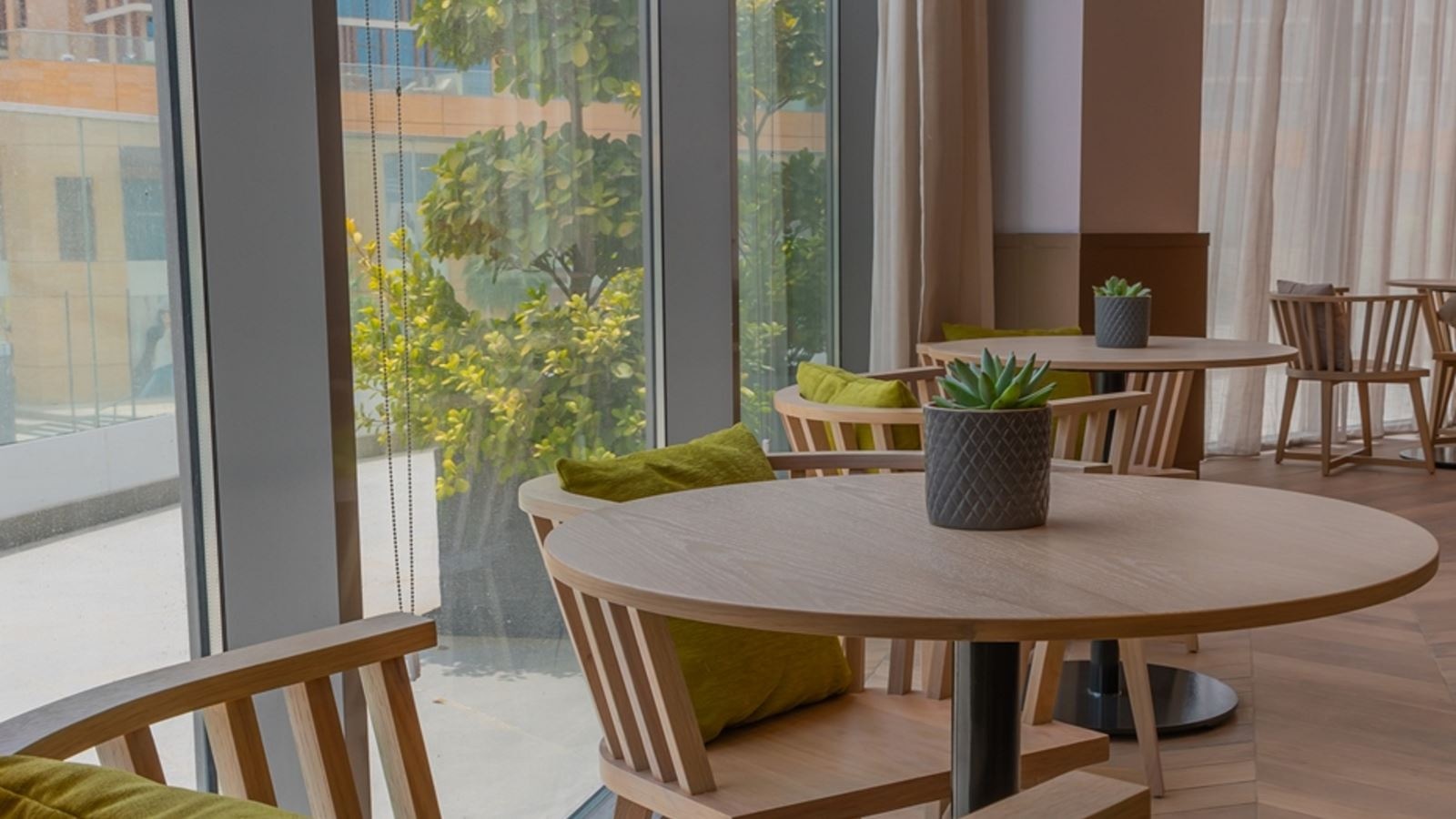 restaurants-the-dinning-room